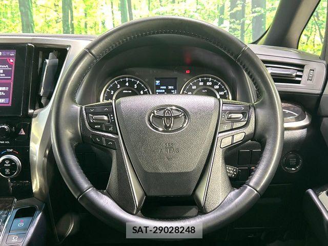 Toyota ALPHARD 2022-12 8206092-11