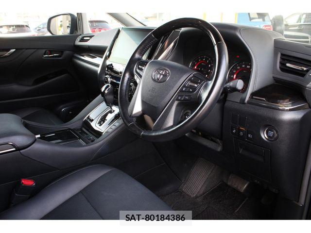 Toyota ALPHARD 2021-07 8206082-12