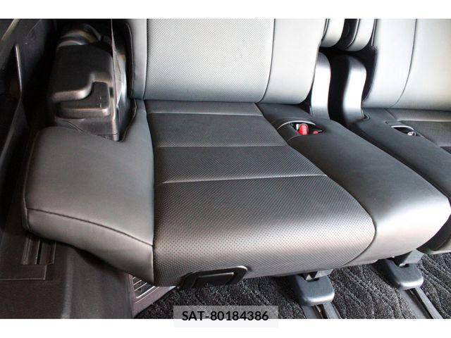 Toyota ALPHARD 2021-07 8206082-19