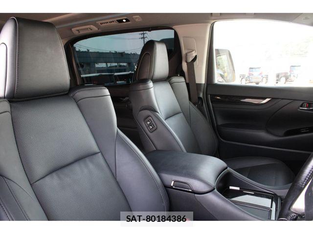 Toyota ALPHARD 2021-07 8206082-2