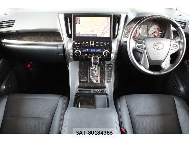 Toyota ALPHARD 2021-07 8206082-8