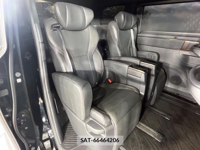 Toyota ALPHARD 2024-09 8206066-10