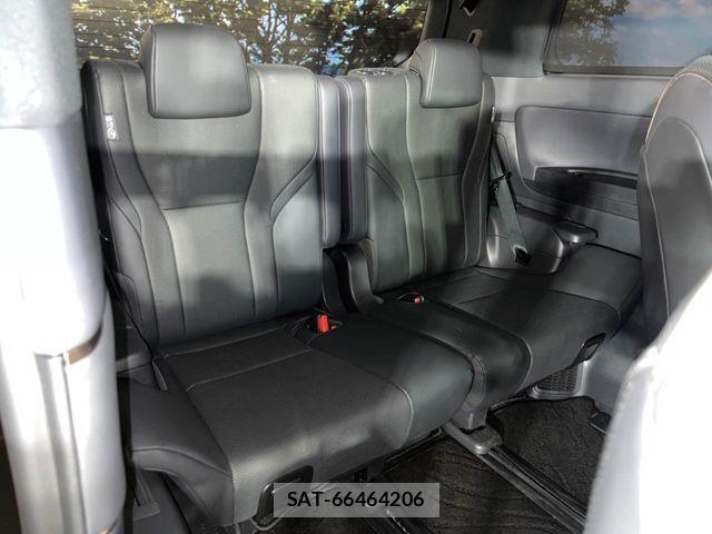 Toyota ALPHARD 2024-09 8206066-11