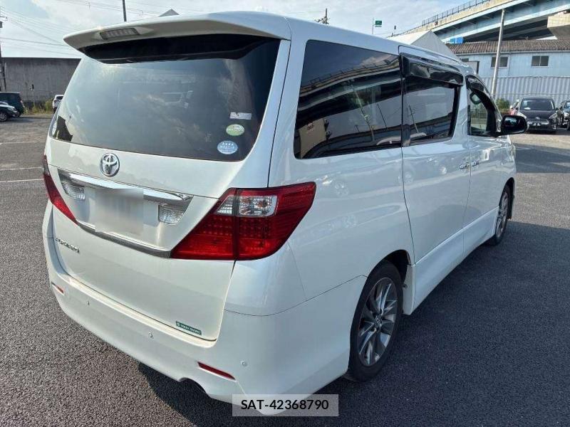 Toyota ALPHARD 2011-03 8199211-1