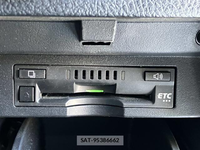 Toyota ALPHARD 2019-02 8228752-11