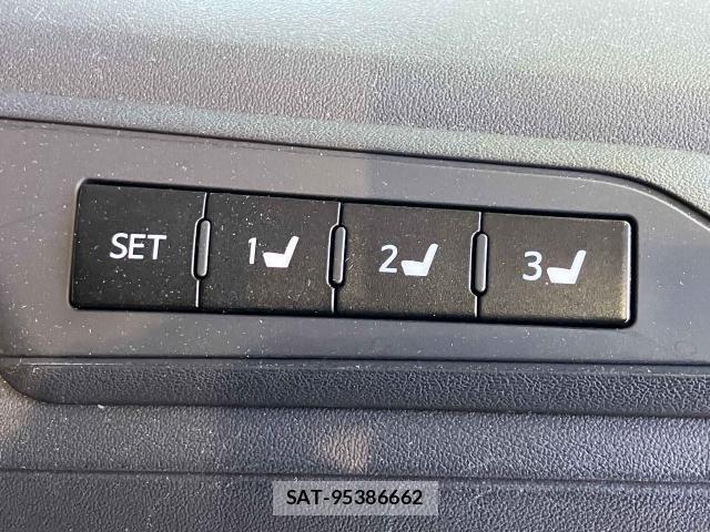 Toyota ALPHARD 2019-02 8228752-13