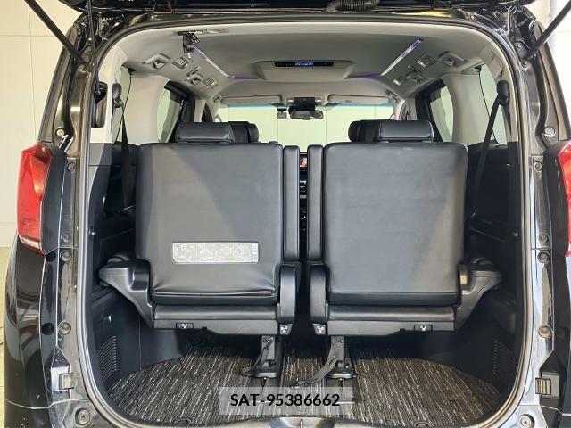 Toyota ALPHARD 2019-02 8228752-21