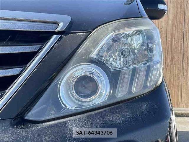 Toyota ALPHARD 2012-12 8228771-24