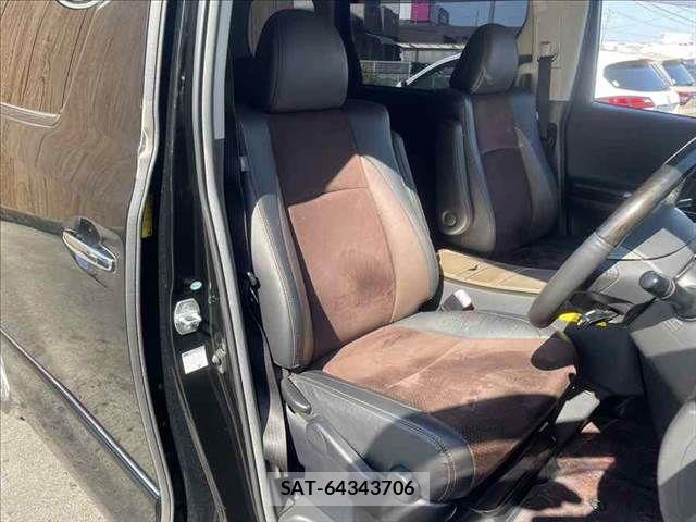 Toyota ALPHARD 2012-12 8228771-8