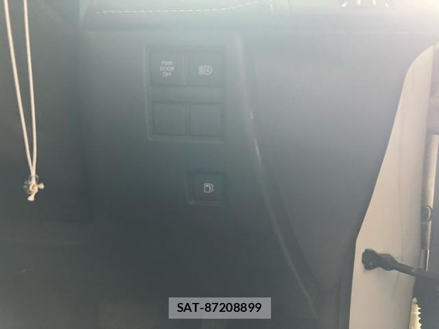 Toyota ALPHARD 2024-06 8228745-13