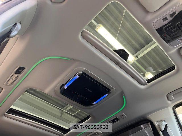Toyota ALPHARD 2019-12 8228751-3