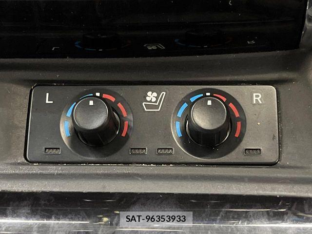 Toyota ALPHARD 2019-12 8228751-6