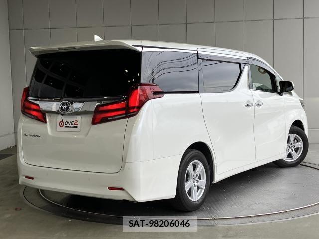 Toyota ALPHARD 2019-05 8228755-1