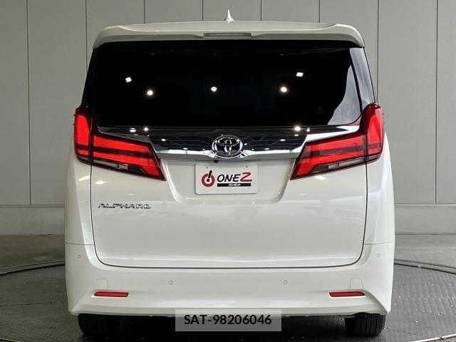 Toyota ALPHARD 2019-05 8228755-28