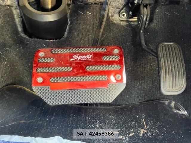 Toyota ALPHARD 2017-08 8228768-27