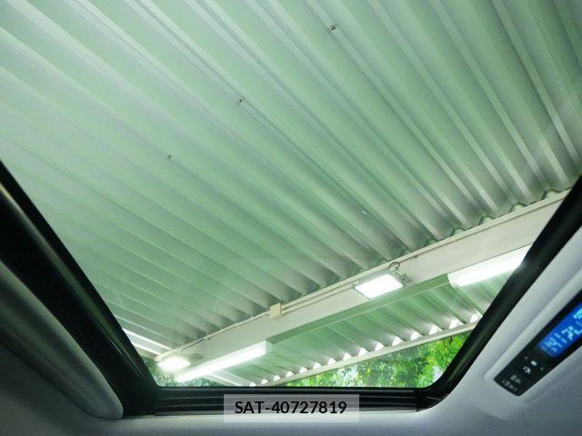 Toyota ALPHARD 2021-09 8228749-17