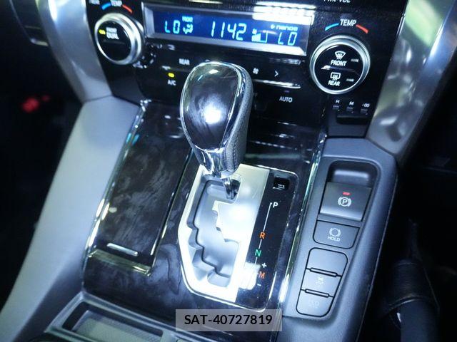 Toyota ALPHARD 2021-09 8228749-25