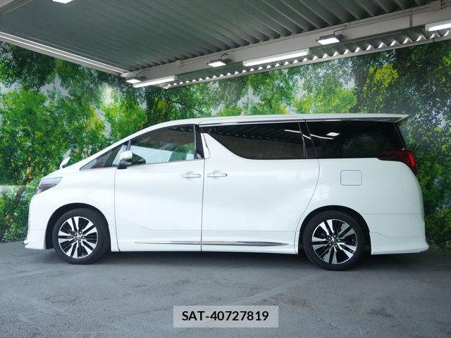 Toyota ALPHARD 2021-09 8228749-7