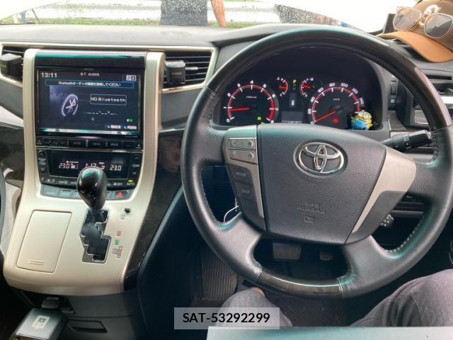 Toyota ALPHARD 2013-03 8228770-12