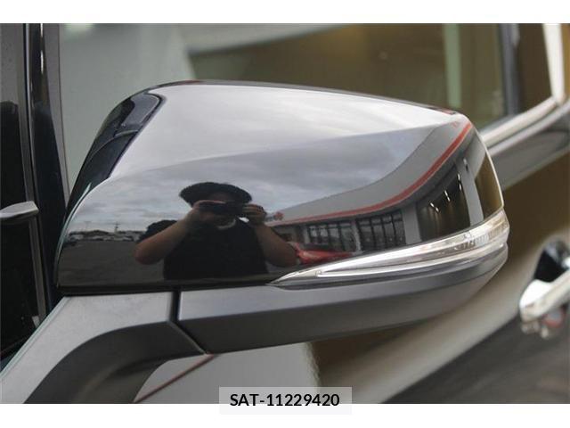 Toyota ALPHARD 2022-10 8228756-18