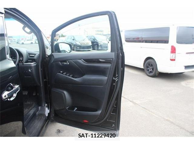 Toyota ALPHARD 2022-10 8228756-28