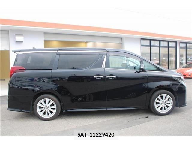 Toyota ALPHARD 2022-10 8228756-7