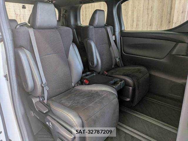 Toyota ALPHARD 2020-08 8228760-10