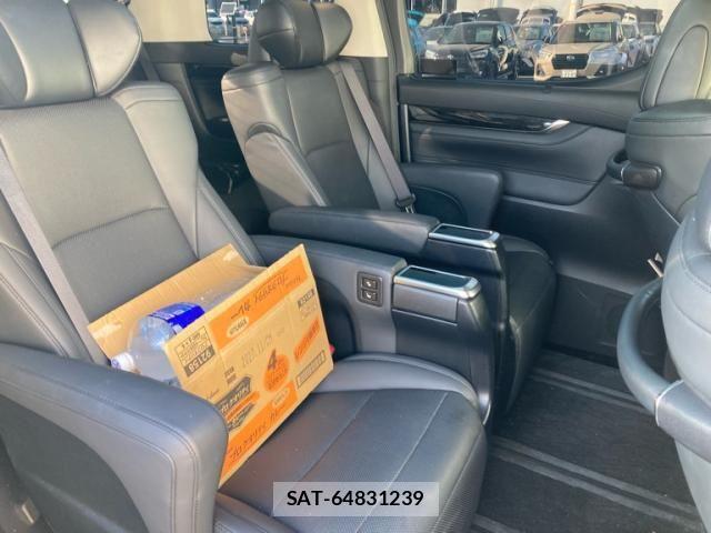Toyota ALPHARD 2020-03 8228754-7