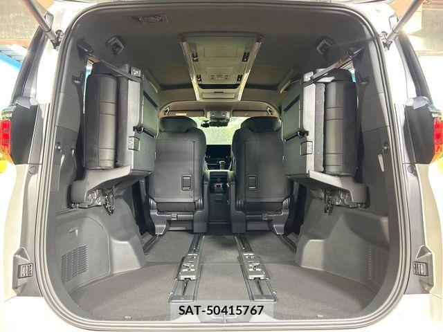 Toyota ALPHARD 2024-08 8228742-10