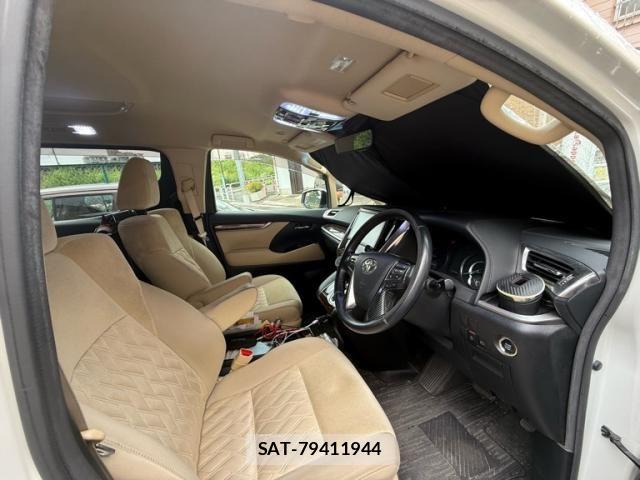 Toyota ALPHARD 2018-08 8244506-8
