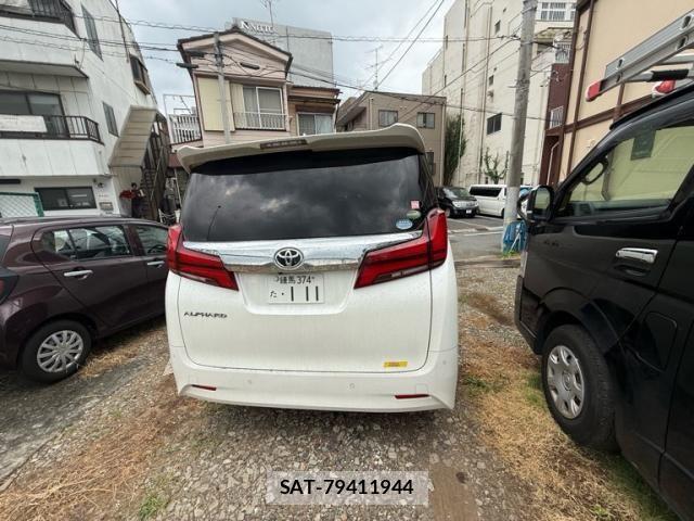 Toyota ALPHARD 2018-08 8244506-2