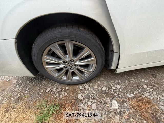 Toyota ALPHARD 2018-08 8244506-3
