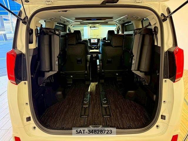 Toyota ALPHARD 2022-11 8244482-12