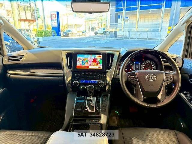 Toyota ALPHARD 2022-11 8244482-2