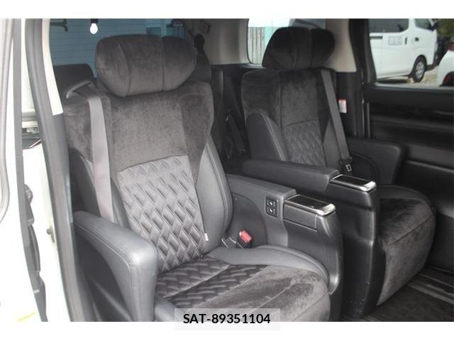 Toyota ALPHARD 2016-07 8244507-18