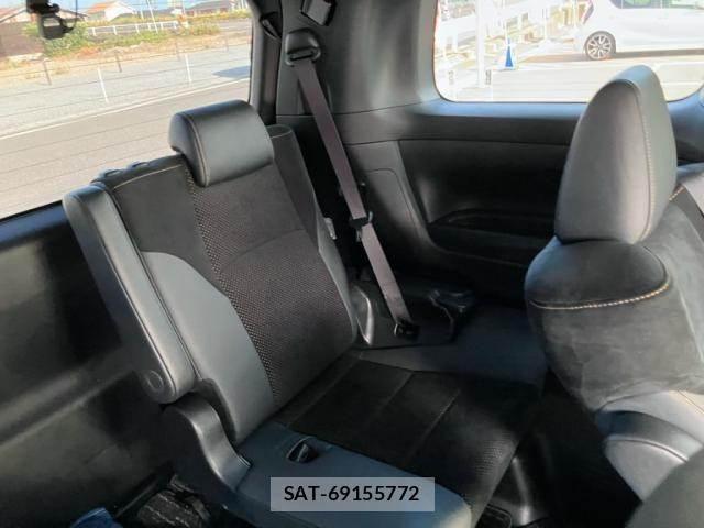 Toyota ALPHARD 2020-08 8244497-11