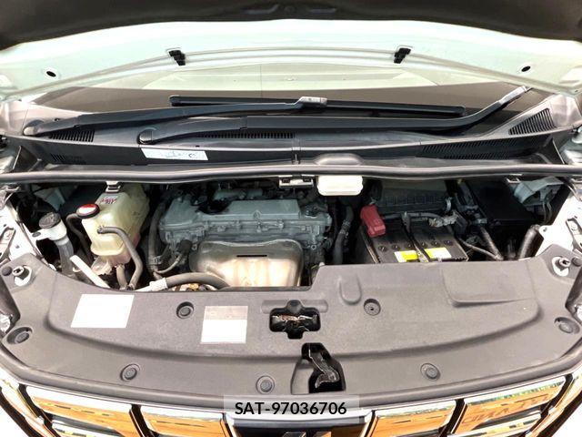 Toyota ALPHARD 2015-08 8244505-18
