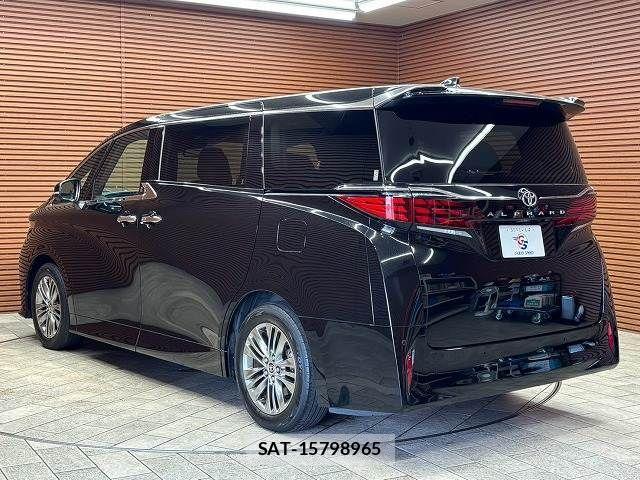 Toyota ALPHARD 2023-11 8244478-16