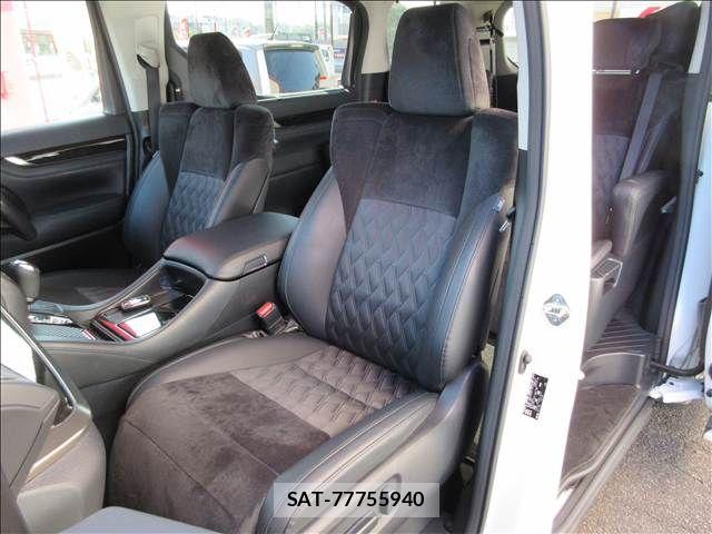Toyota ALPHARD 2017-03 8244502-26