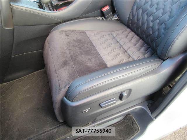 Toyota ALPHARD 2017-03 8244502-28