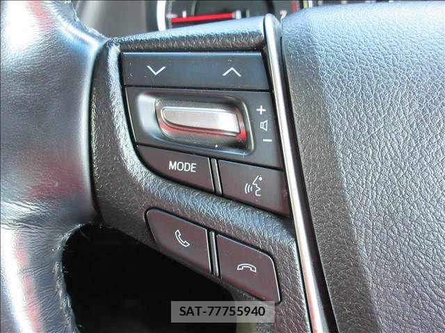 Toyota ALPHARD 2017-03 8244502-3