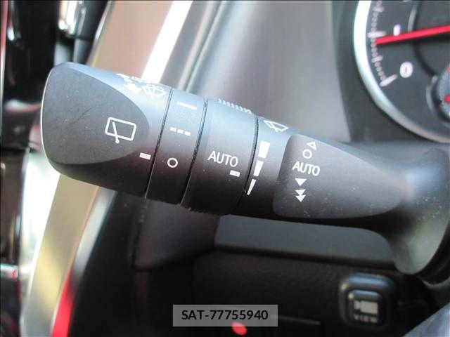 Toyota ALPHARD 2017-03 8244502-6