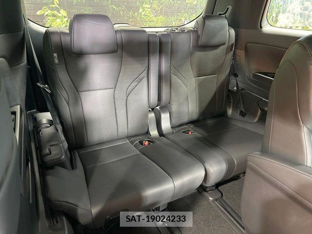 Toyota ALPHARD 2024-01 8244475-9