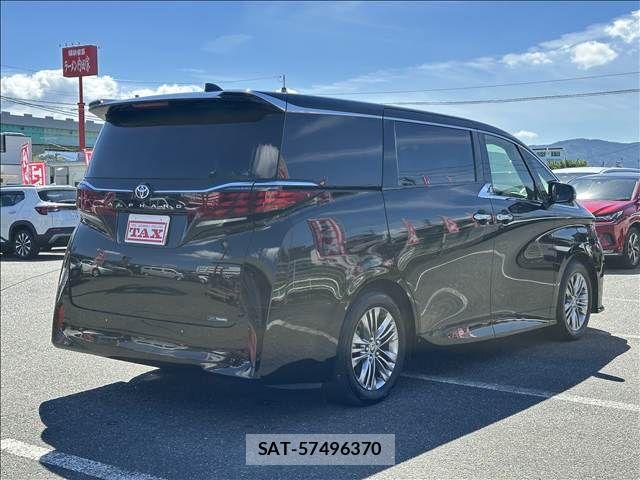 Toyota ALPHARD 2024-06 8244477-13