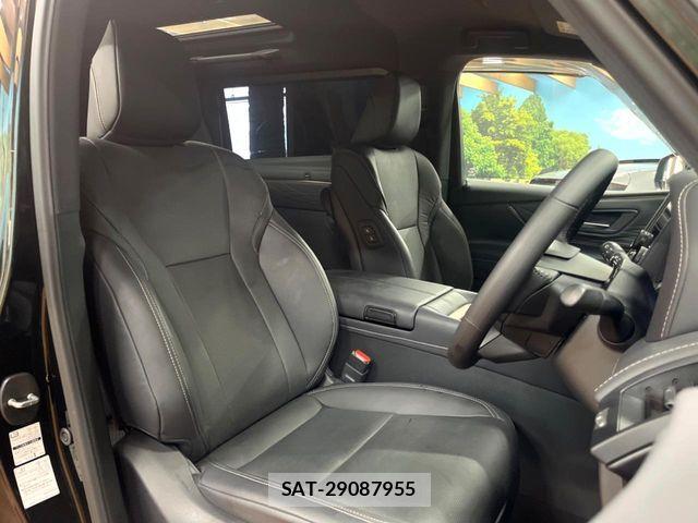 Toyota ALPHARD 2023-09 8244472-9