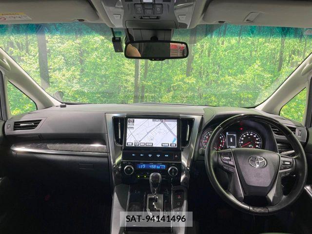 Toyota ALPHARD 2018-06 8244484-1