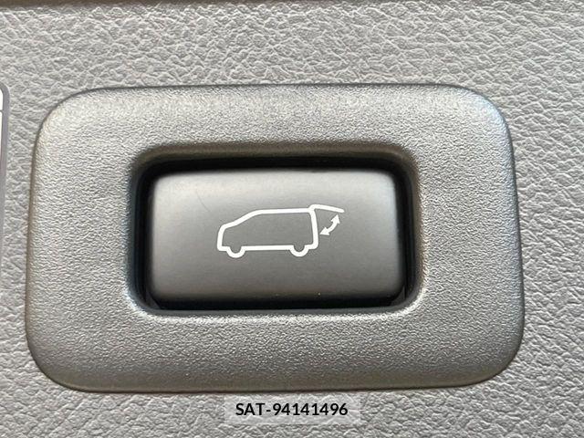 Toyota ALPHARD 2018-06 8244484-6