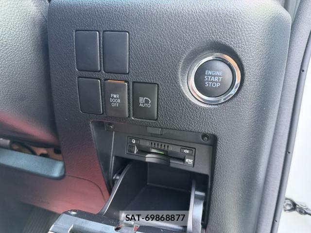 Toyota ALPHARD 2019-09 8244498-27