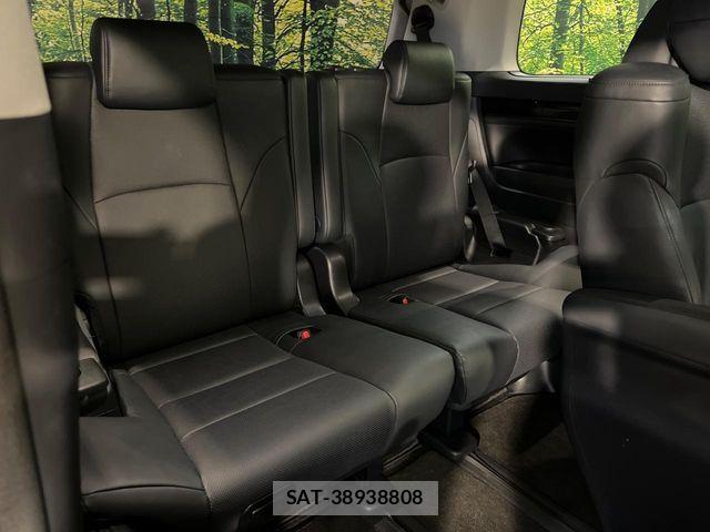Toyota ALPHARD 2018-06 8244486-9