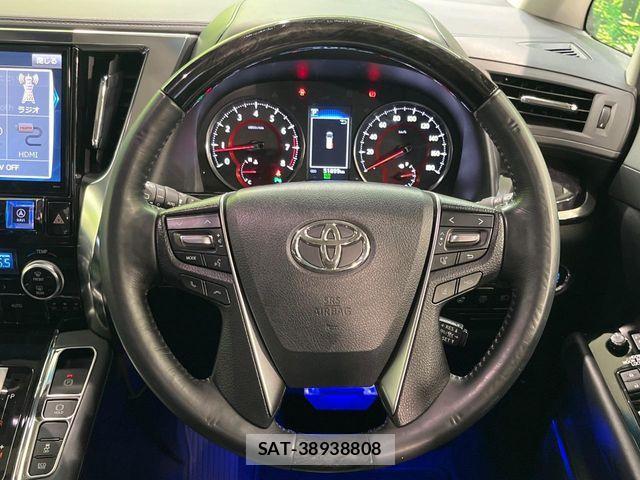 Toyota ALPHARD 2018-06 8244486-11